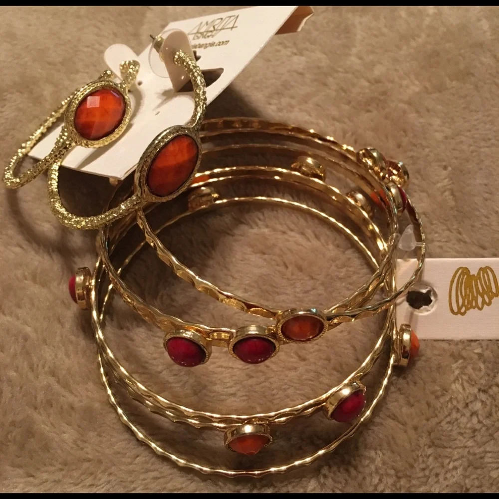 Amrita Singh brand new